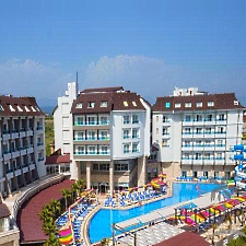 RAMADA Resort Side Hotel